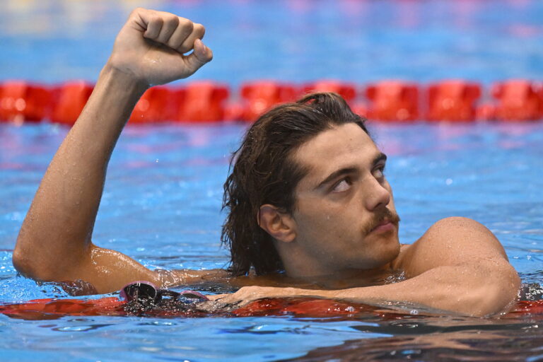 Nuoto, Mondiali 2023: Ceccon trionfa nei 50 farfalla