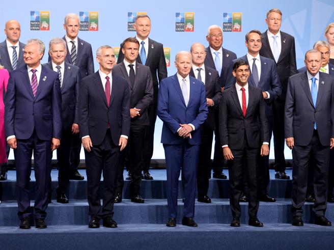 Vertice Nato: ok all’ingresso dell’Ucraina ma non subito