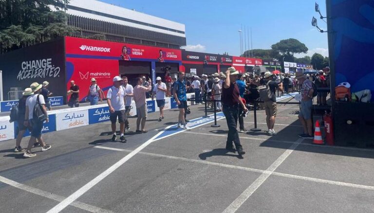 Lo spettacolo della Formula E. Quarto successo a Roma per Evans