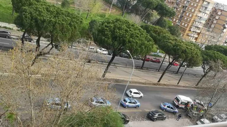 Roma, clochard trovato morto a Villa Gordiani