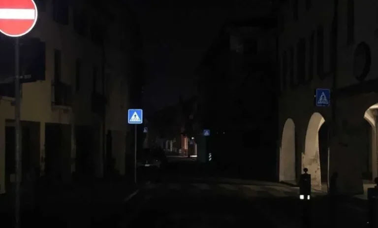 Maltempo, Veneto al buio, in ottomila senza luce tra Verona a Treviso