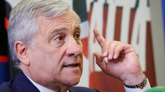 Extraprofitti, Tajani: “Serviva più ponderazione, in arrivo modifiche FI al decreto”