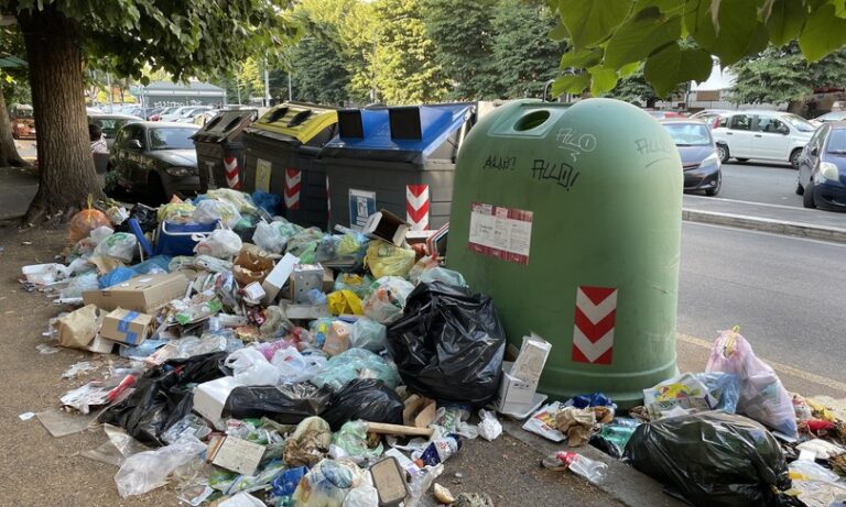 Emergenza rifiuti a Roma, la ricetta di Gualtieri