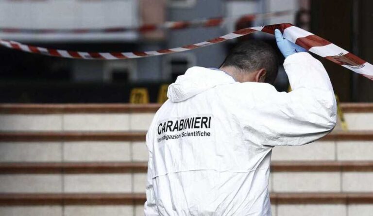 La sorella la cerca, 57enne trovata morta nella sua casa di Fiumicino