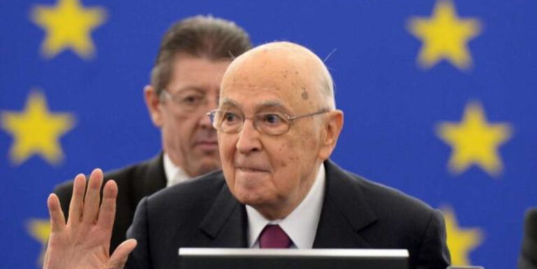 Funerali di Stato per Giorgio Napolitano. Camera ardente al Senato