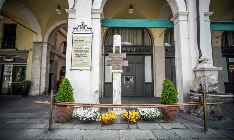 Processo di piazza della Loggia         da rifare