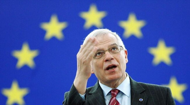 L’allarme di Josep Borrell: “Il dossier migranti rischia di dissolvere l’Ue”