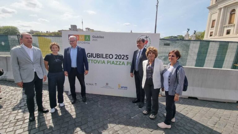 Gualtieri: “Nel 2026 le metro di Roma all’altezza di una Capitale