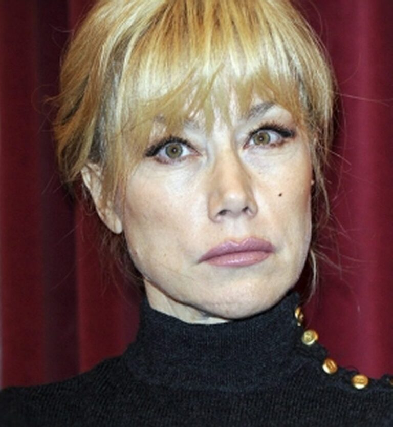 Taxi a Roma, Nancy Brilli si sfoga: “Introvabili, è assurdo”