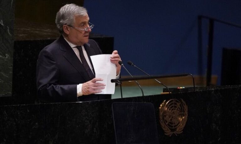 Tajani: “I 14 italiani nella Striscia stanno bene, si tratta per far uscire tutti gli stranieri”