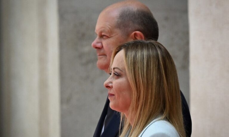 Diplomazia al lavoro tra Roma e Berlino per trovare una soluzione sulle Ong