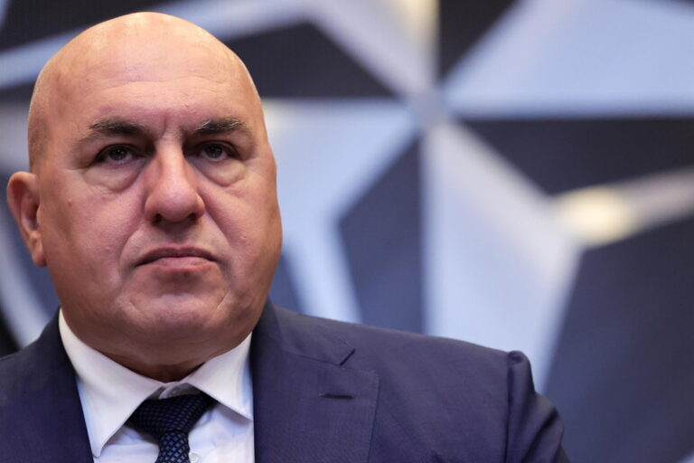 Il ministro Crosetto: “Separare Hamas da palestinesi, evitare l’escalation”