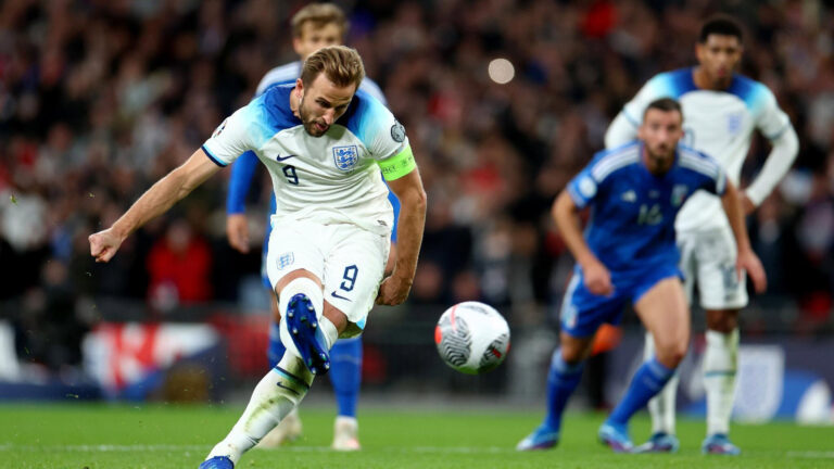 Inghilterra-Italia 3-1: Azzurri in vantaggio con Scamacca, poi Kane e Rashford firmano la rimonta