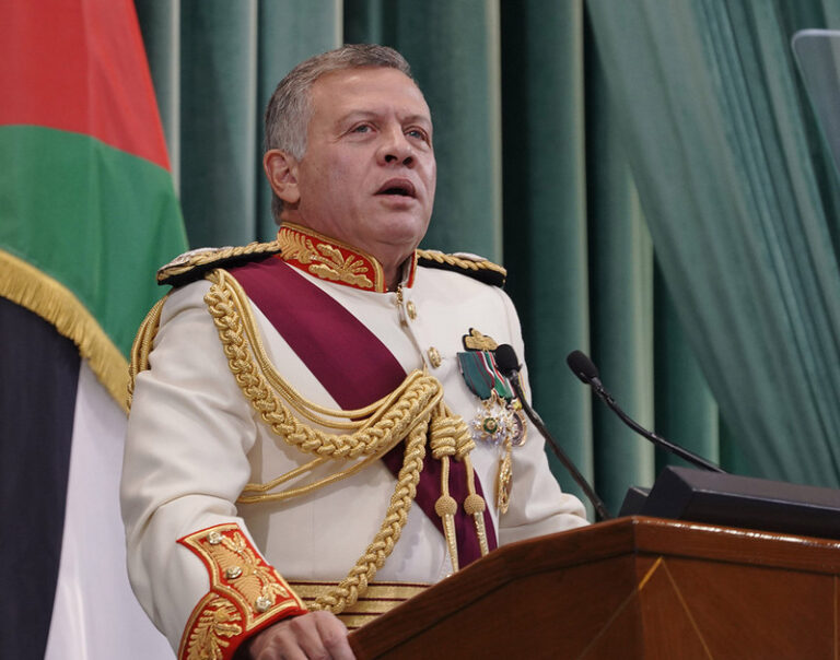 Gaza, re di Giordania: “Quanto sta accadendo è un crimine di guerra”