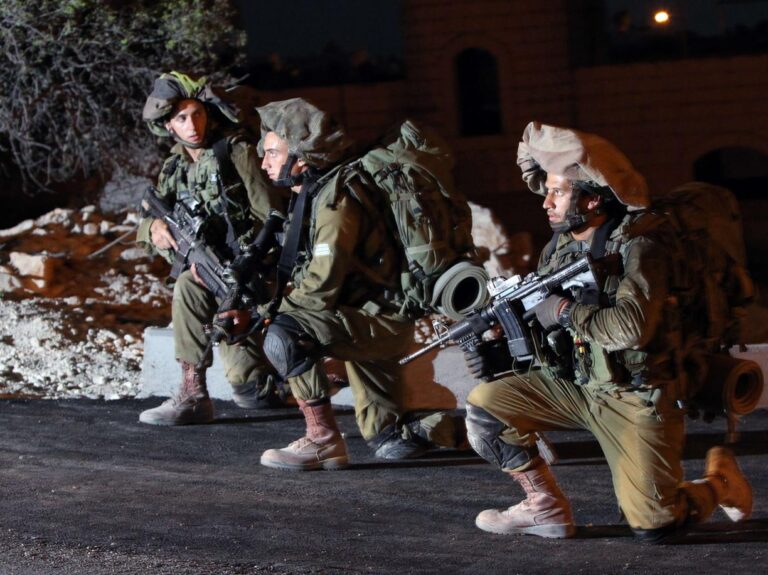 Esercito Israele: raggiunti in 48 ore 300.000 riservisti. Assedio totale a Gaza