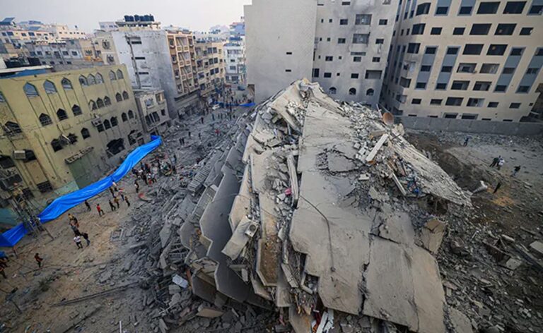 L’orrore nel kibbutz di Kfar Aza: teste di bimbi e neonati mozzate da Hamas