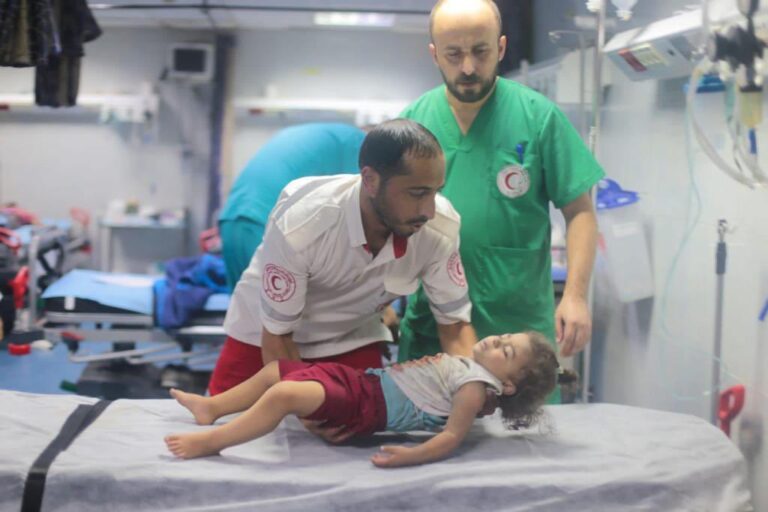 Medici senza frontiere chiede cessate fuoco immediato a Gaza