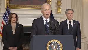 Biden: “Hamas ha mani sporche di sangue, Israele deve rispondere”