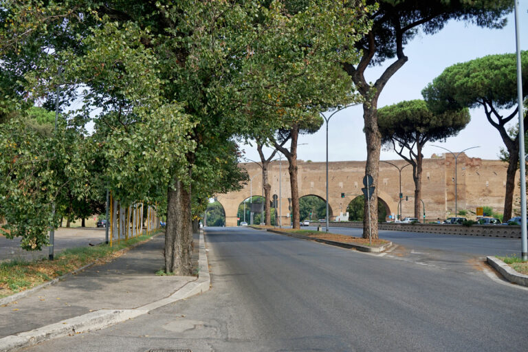 Colombo chiusa verso Roma, caos       a rabbia per gli automobilisti