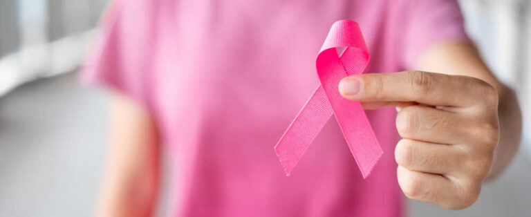 Nastro Rosa, farmacie Flavia Servizi aderiscono alla campagna dell’AIRC