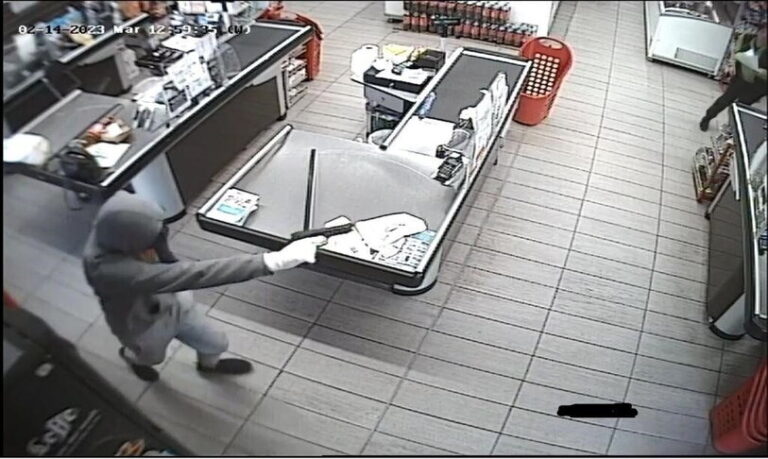 Furti e rapine, reati tornano a crescere in Italia(+17,6%) nel 2022 secondo rapporto Abi