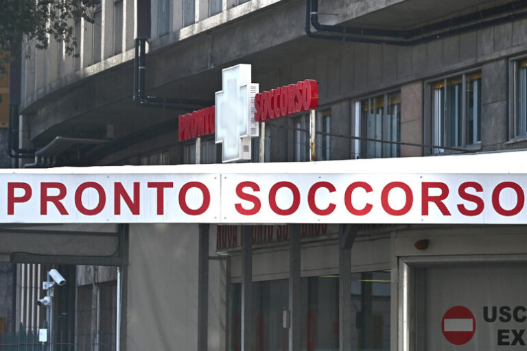 Infermiera del pronto soccorso aggredita da una paziente