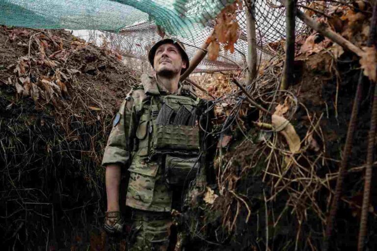 L’allarme di Kiev: “Russia pronta ad attaccarci con 800 missili piazzati in Crimea”