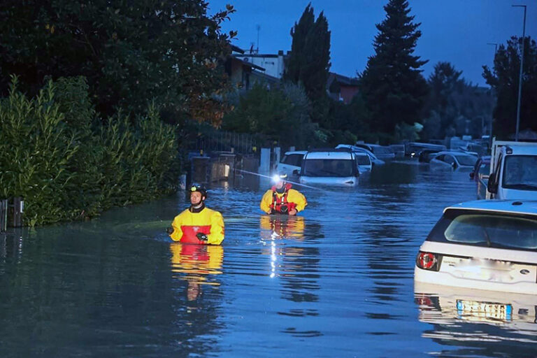 Alluvione, le Misericordie in Toscana   a supporto di fragili e mamme con bambini