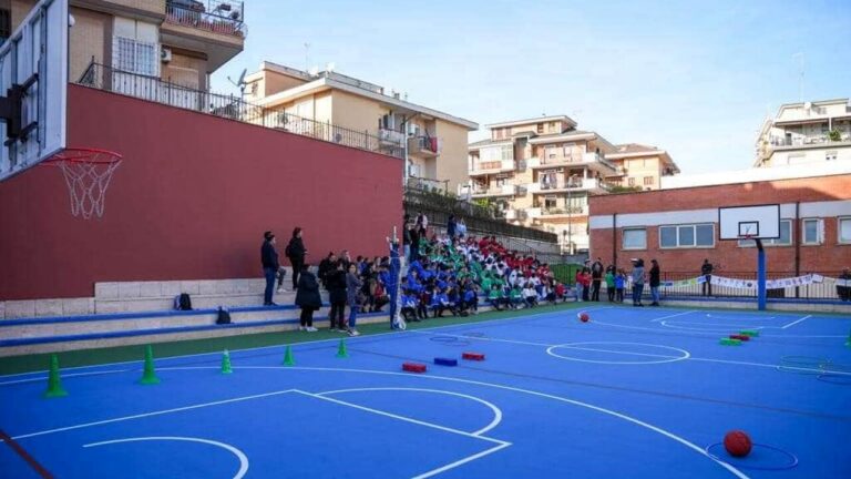 Torre Maura, inaugurato il campetto polifunzionale della scuola del quartiere