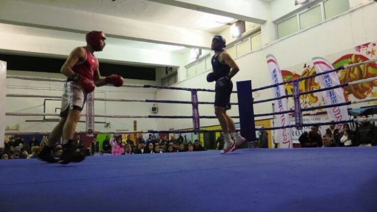 Istituto Comprensivo Salvo D’Acquisto, la palestra della scuola diventa un ring