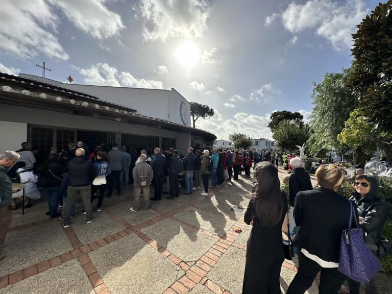 “Don Mimmo, siamo senza parole”