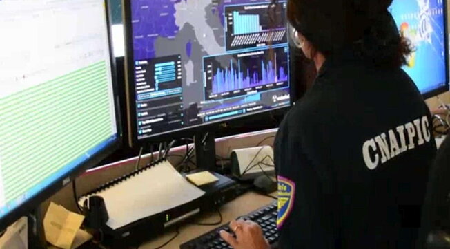 Nel 2023 cala il cyberbullismo, aumentano i casi di sextortion”