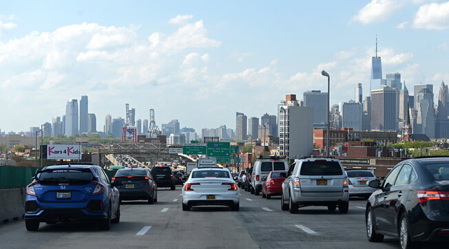 New York, guidare nel centro di Manhattan costerà 15 dollari al giorno