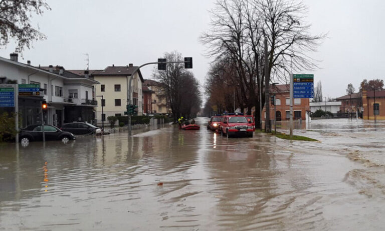 Allerta rossa per il Maltempo in Emilia Romagna, arancione in altre tre region