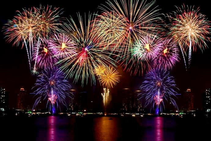 SI: “Chiediamo che vengano vietati      i fuochi pirotecnici”