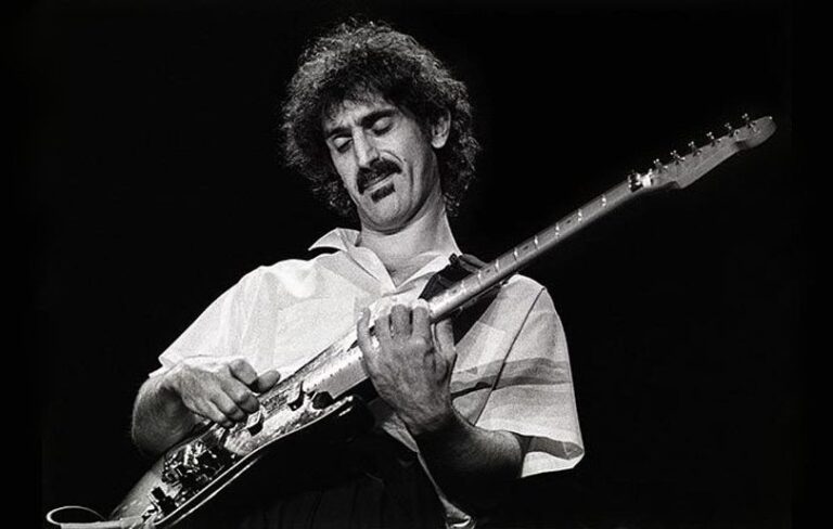 Musica: trent’anni senza il genio ribelle e anarchico di Frak Zappa