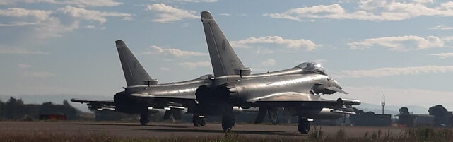 Caccia italiani intercettano aerei russi nel Baltico. Zelensky agli Stati Uniti: “Dateci missili per colpire la Crimea”